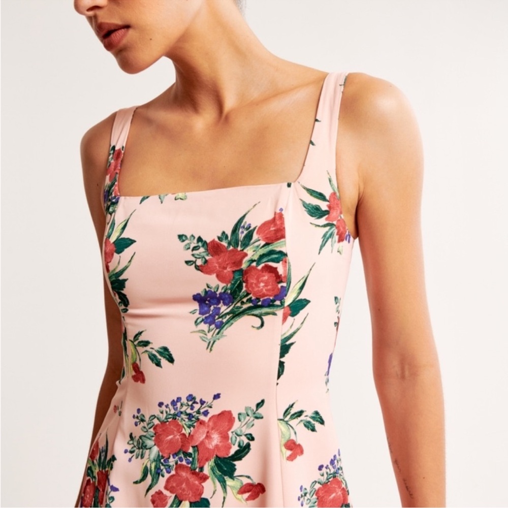 Abercrombie & Fitch Fit and Flare‎ Squareneck Smocked Mini Dress Blush Floral M - Picture 6 of 16